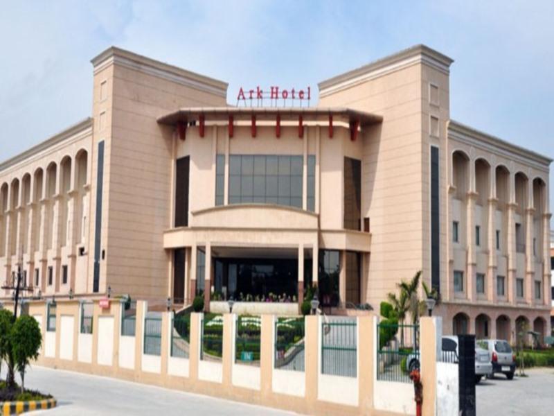 Hotel Ark Continental Rudrapur Kültér fotó