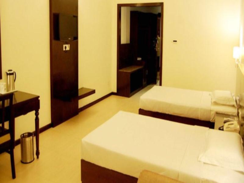 Hotel Ark Continental Rudrapur Kültér fotó